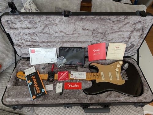 Fender stratocaster american - fender,