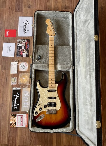American deluxe stratocaster - american, stratocaster®